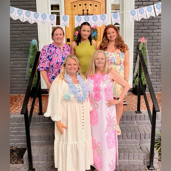 Meet your Posher, Tam - Picture 3 of 6